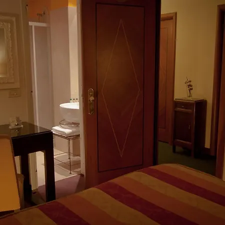 Arnolfo & Aqua Laetitia & Beauty Szálloda Montecatini Terme