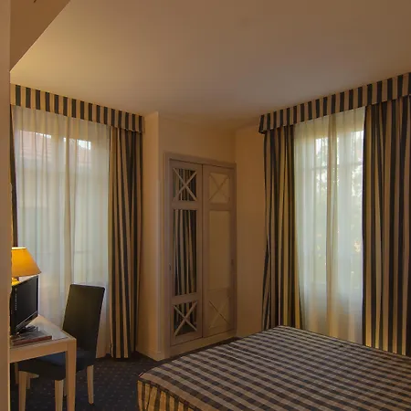 Arnolfo & Aqua Laetitia & Beauty Hotel