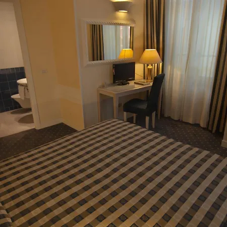 Hotel Arnolfo & Aqua Laetitia & Beauty 3*