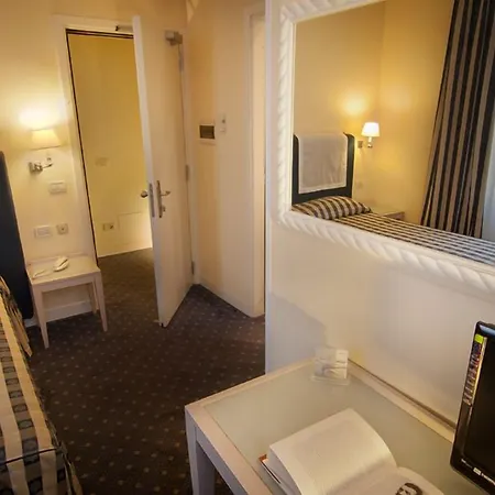 Arnolfo & Aqua Laetitia & Beauty Szálloda 3*